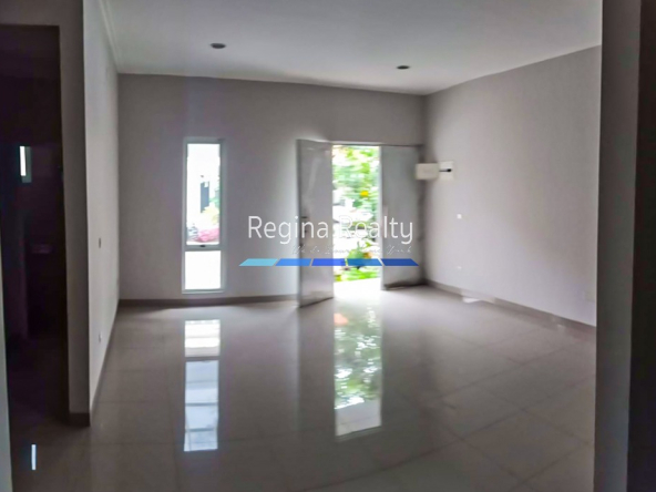 WhatsApp Image 2025-04-24 at 11.00.01