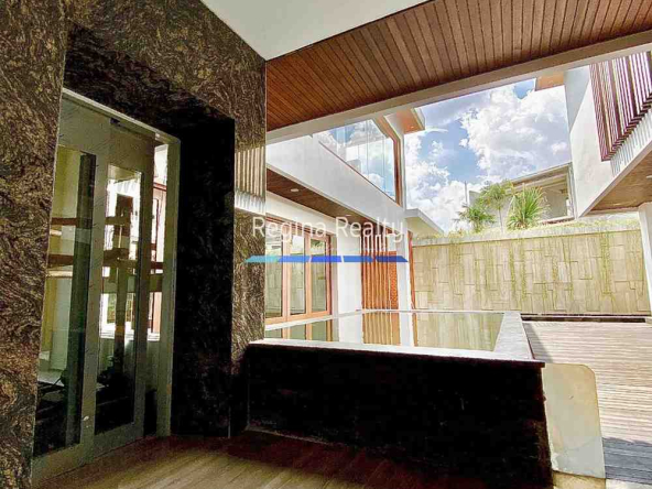 WhatsAppImage2025-04-28at09.42.26